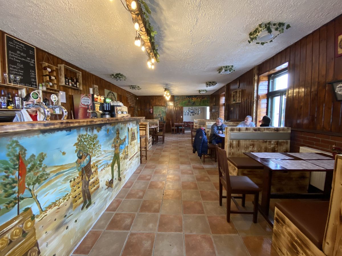 A Grund Bistro & Pub Balatonszabadi – 16. kép
